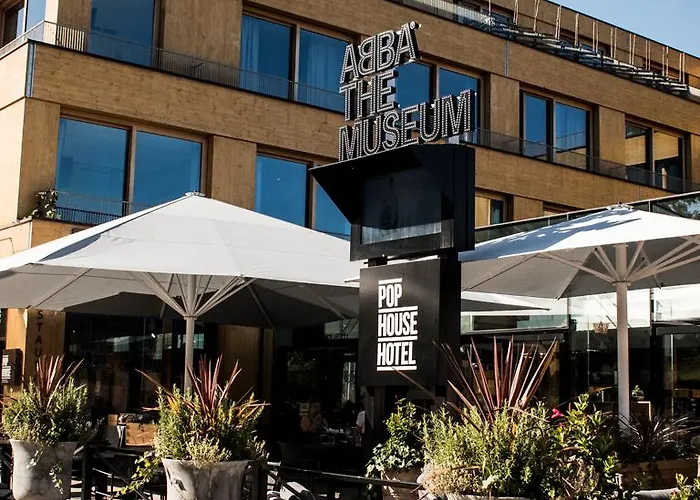 Pop House Hotel